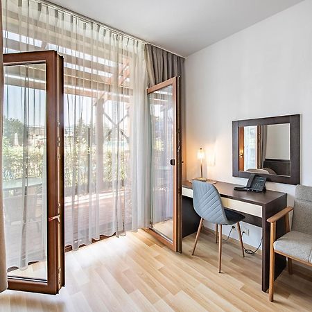 Besenova Apartman Korzar Bagian luar foto