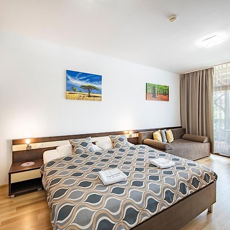 Besenova Apartman Korzar Bagian luar foto